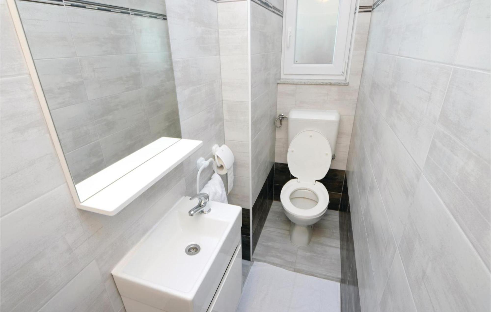 Stunning Home In Zadar With Kitchen ภายนอก รูปภาพ